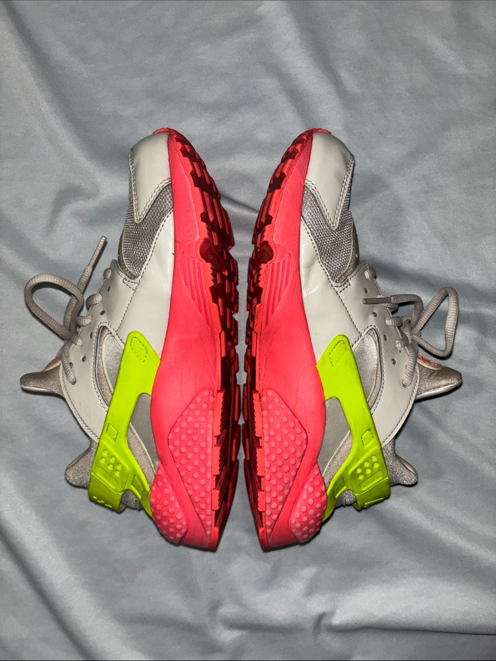 Nike Air Women’s Huarache Run Sneaker - Desert Sand, Neon & Pink Volt - W8